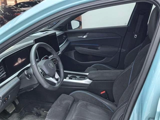 Volkswagen Passat 2025 Pro 380TSI Long Zun Edition exterior photo 4