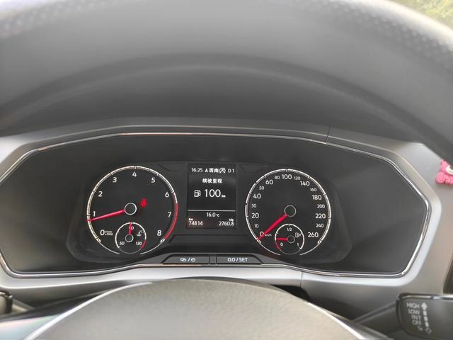 Volkswagen T-Cross 2021 280TSI DSG Comfort Edition interior photo 9