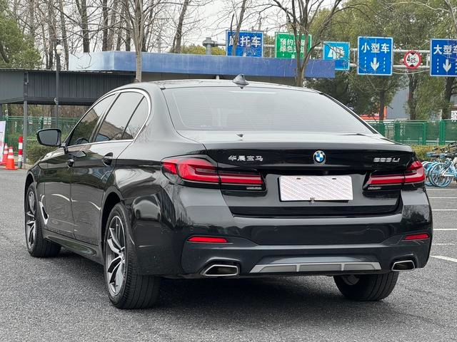 BMW 5 Series 2022 Second change 525Li M Sports suit exterior photo 3