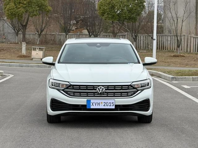 Volkswagen Sagitar 2023 300TSI DSG Превосходная версия экстерьер фото 2