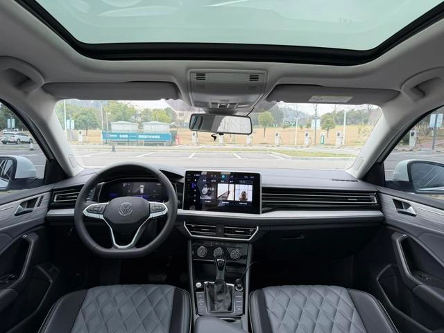 Volkswagen Sagitar 2023 300TSI DSG Превосходная версия экстерьер фото 5