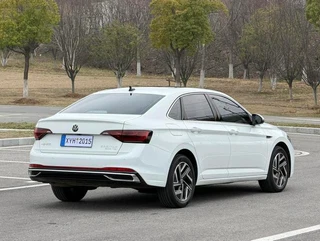 Volkswagen Sagitar 2023 300TSI DSG Превосходная версия интерьер фото 17