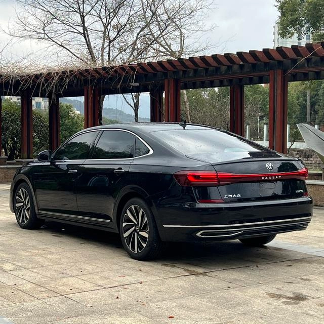 Volkswagen Passat 2022 330TSI Star Elite Edition exterior photo 6