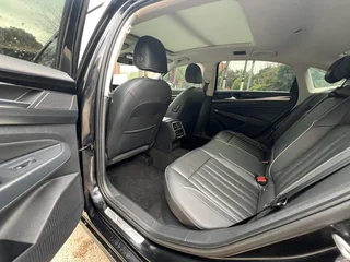Volkswagen Passat 2022 330TSI Star Elite Edition interior photo 10