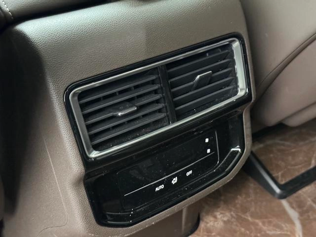 Volkswagen Viloran 2024 380TSI Zunchi Edition exterior photo 8