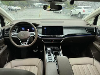 Volkswagen Viloran 2024 380TSI Zunchi Edition interior photo 9