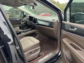 Volkswagen Viloran 2024 380TSI Zunchi Edition interior photo 12