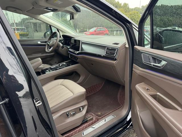 Volkswagen Viloran 2024 380TSI Zunchi Edition interior photo 12