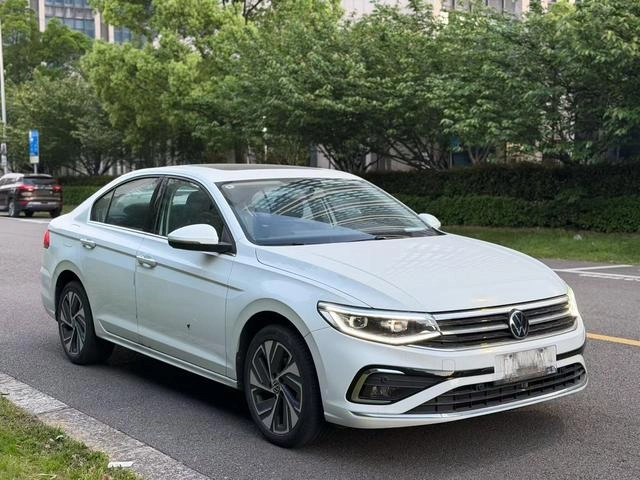 Volkswagen Bora 2024 200TSI DSG Yue Xing PRO Version extérieur photo 3
