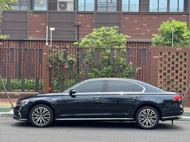 Volkswagen Phideon 2021 380TSI Edición de lujo exterior foto 5 Volkswagen Phideon 2021 380TSI Edición de lujo exterior foto 5