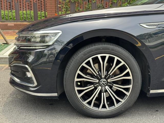 Volkswagen Phideon 2021 380TSI Edición de lujo exterior foto 6 Volkswagen Phideon 2021 380TSI Edición de lujo exterior foto 6