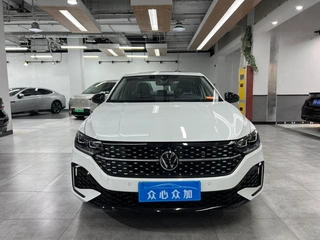 Volkswagen Lavida 2024 300TSI DSG Звездное ведущее издание экстерьер фото 3 Volkswagen Lavida 2024 300TSI DSG Звездное ведущее издание экстерьер фото 3