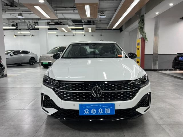 Volkswagen Lavida 2024 300TSI DSG Звездное ведущее издание экстерьер фото 3 Volkswagen Lavida 2024 300TSI DSG Звездное ведущее издание экстерьер фото 3