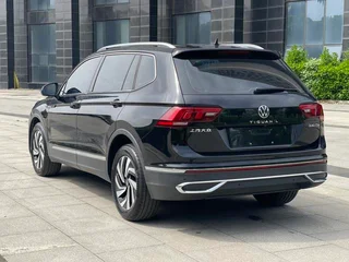 Volkswagen Tiguan L 2022 330TSI Автоматическая версия с двумя приводами экстерьер фото 6