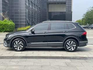 Volkswagen Tiguan L 2022 330TSI Автоматическая версия с двумя приводами экстерьер фото 7