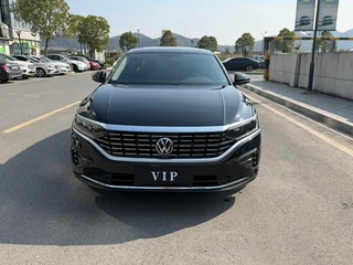 Volkswagen Passat 2023 Restyling 330TSI Elite Edition exterior photo 2