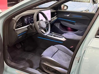 Volkswagen Passat 2025 Pro 380TSI Edición Starry Sky Dragon Zun interior foto 19 Volkswagen Passat 2025 Pro 380TSI Edición Starry Sky Dragon Zun interior foto 19