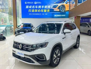 Volkswagen Tayron 2024 300TSI Tracción a dos ruedas de lujo Plus Versión avanzada
