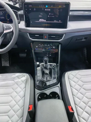 Volkswagen Tayron 2024 300TSI Two-wheel drive luxury Plus Advanced version interior photo 10