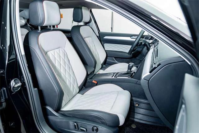 Volkswagen Magotan 2025 Changé deux Profitez du public 330TSI DSG Type de luxe intérieur photo 19