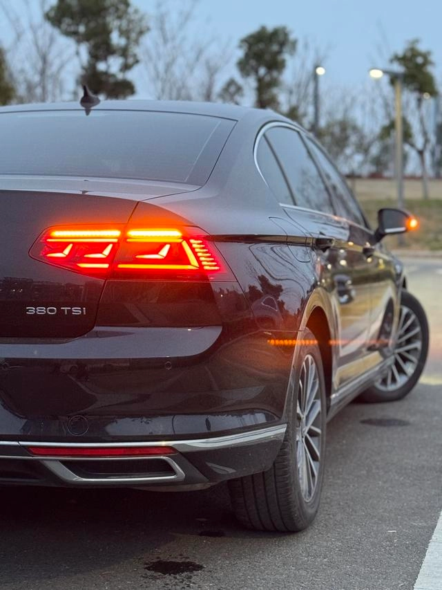 Volkswagen Magotan 2020 380TSI DSG Люксовый экстерьер фото 10
