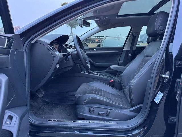 Volkswagen Magotan 2020 380TSI DSG Люксовый интерьер фото 14