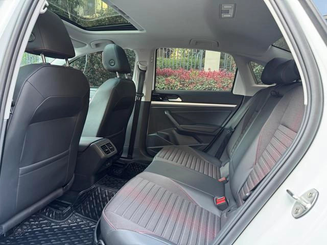 Volkswagen Lavida 2024 300TSI DSG Звездное небо интерьер фото 6 Volkswagen Lavida 2024 300TSI DSG Звездное небо интерьер фото 6
