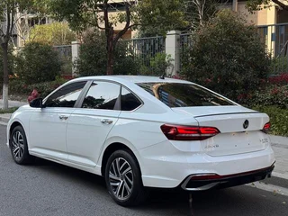 Volkswagen Lavida 2024 300TSI DSG Звездное небо интерьер фото 8 Volkswagen Lavida 2024 300TSI DSG Звездное небо интерьер фото 8