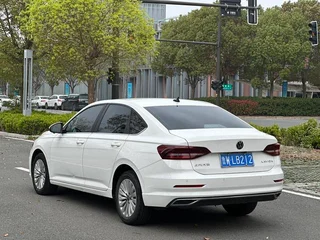 Volkswagen Lavida 2022 1.5L Versión automática de confort exterior foto 4