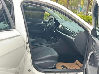 Volkswagen Lavida 2022 1.5L Versión automática de confort interior foto 17
