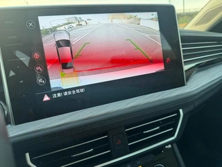 Volkswagen Sagitar 2025 300TSI DSG Premium Edition interior photo 9