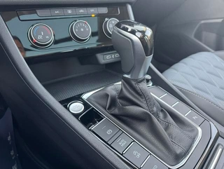 Volkswagen Sagitar 2025 300TSI DSG Premium Edition interior photo 10