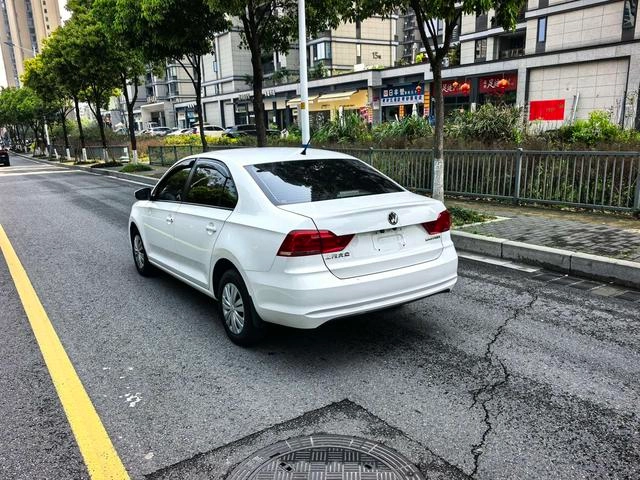 Volkswagen Santana 2021 1.5L Ручная модная версия экстерьер фото 4
