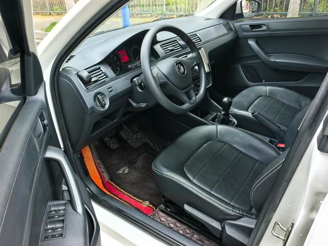 Volkswagen Santana 2021 1.5L Ручная модная версия интерьер фото 7