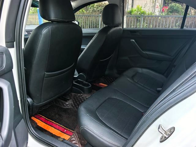 Volkswagen Santana 2021 1.5L Ручная модная версия интерьер фото 8