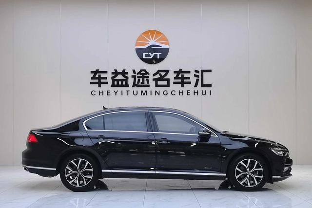 Volkswagen Magotan 2020 330TSI DSG Leading Type interior photo 15