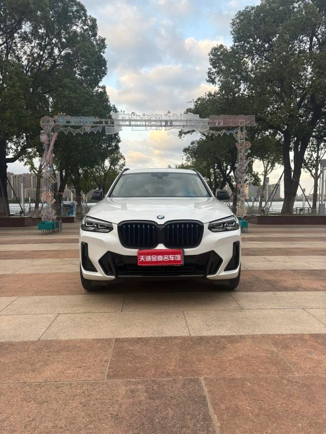 BMW X3 2022 Segundo cambio xDrive30i Tipo de lujo M Traje de noche Yao exterior foto 3 BMW X3 2022 Segundo cambio xDrive30i Tipo de lujo M Traje de noche Yao exterior foto 3