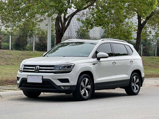 Volkswagen Tharu 2021 280TSI Versión cómoda con tracción en dos ruedas exterior foto 2
