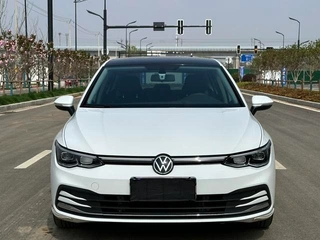 Volkswagen Golf 2023 280TSI DSG Pro exterior foto 2