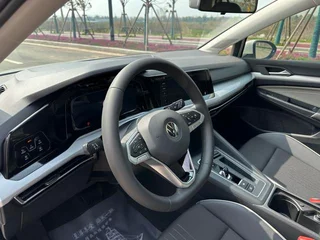Volkswagen Golf 2023 280TSI DSG Pro exterior foto 4