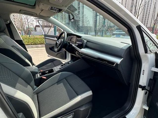 Volkswagen Golf 2023 280TSI DSG Pro exterior foto 5