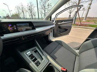 Volkswagen Golf 2023 280TSI DSG Pro interior foto 18