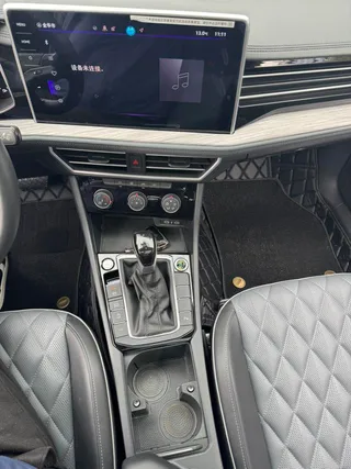 Volkswagen Sagitar 2024 300TSI DSG Premium Edition interior photo 16