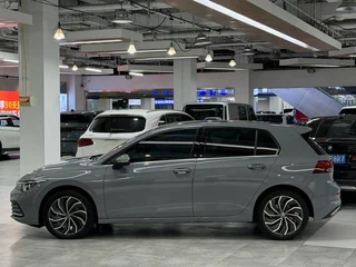 Volkswagen Golf 2021 280TSI DSG 30 Edición de aniversario exterior foto 7