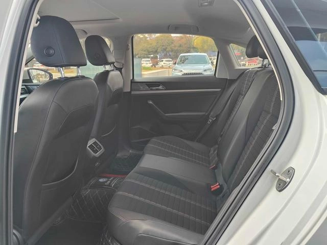 Volkswagen Lavida 2022 280TSI DSG Comfort Edition interior photo 8