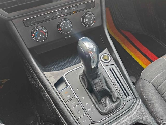 Volkswagen Lavida 2022 280TSI DSG Comfort Edition interior photo 12