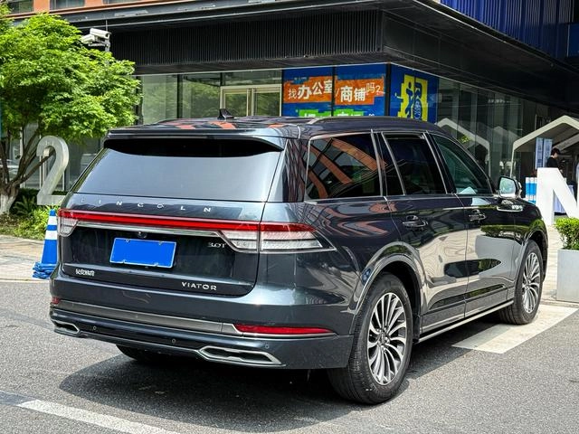 Lincoln Aviator 2022 3.0T V6 Четырехприводное столетие ограниченное издание экстерьер фото 3