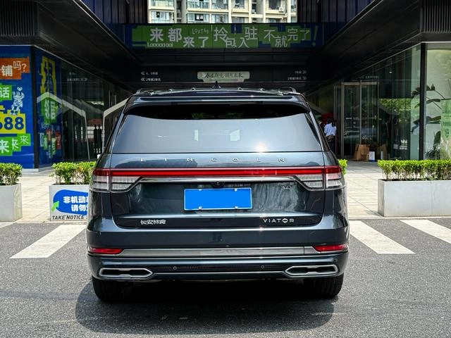 Lincoln Aviator 2022 3.0T V6 Четырехприводное столетие ограниченное издание экстерьер фото 4