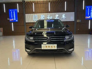 Volkswagen Tiguan L 2021 280TSI Versión inteligente con tracción automática en dos ruedas exterior foto 2