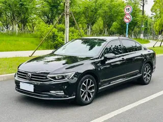 Volkswagen Magotan 2020 330TSI DSG Leading Type exterior photo 1